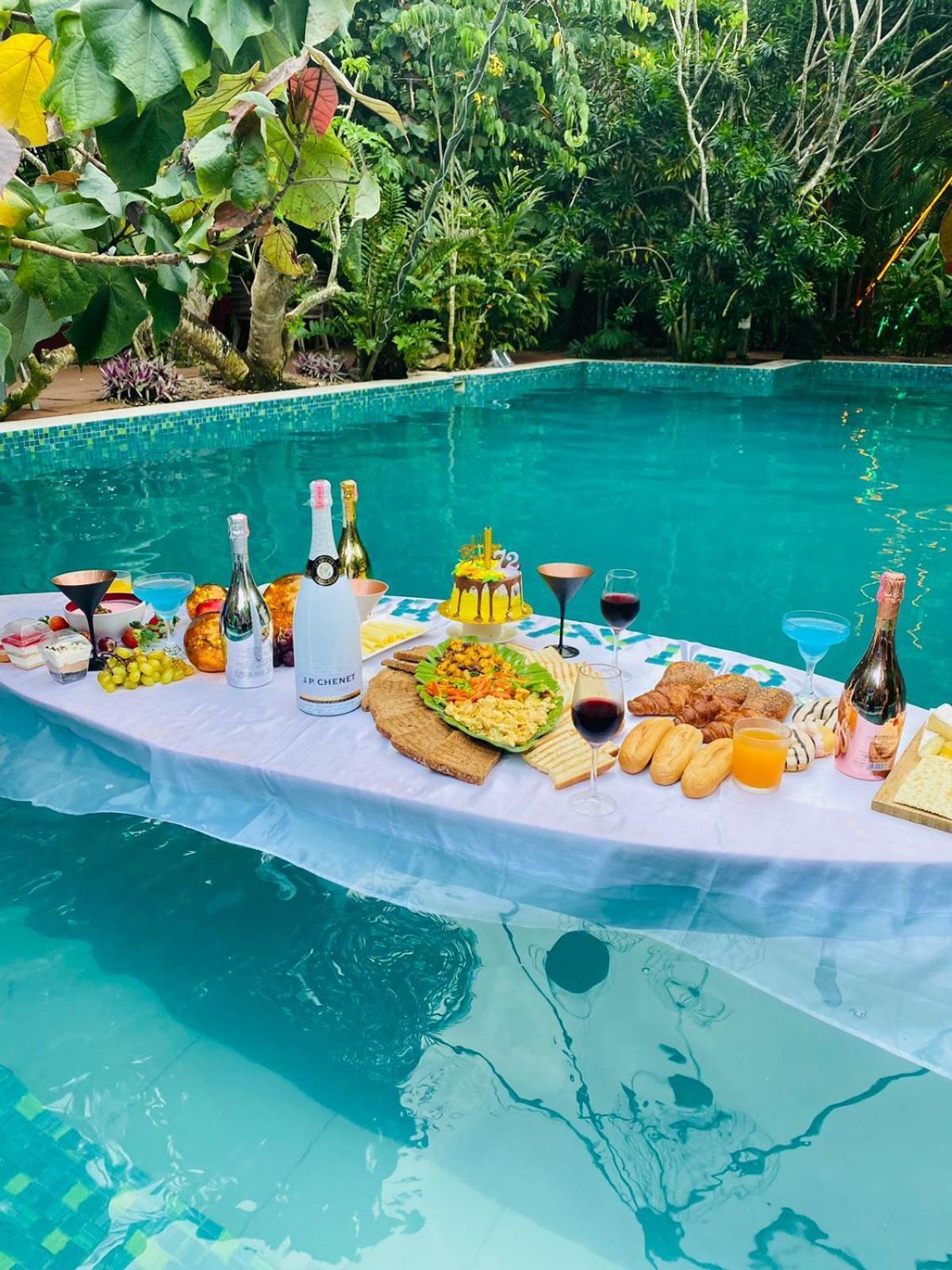 Taman Indah Resort Tamanredjo Экстерьер фото